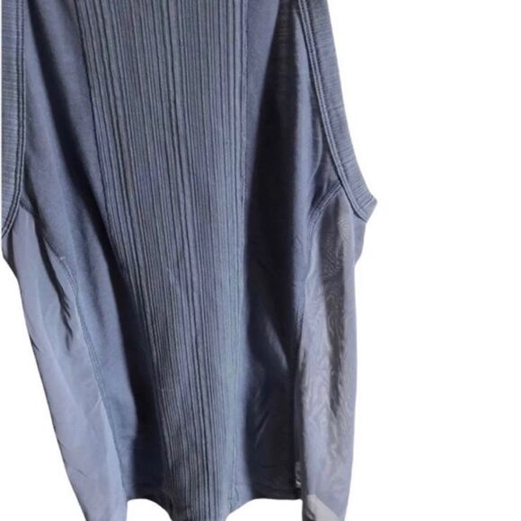 Nike Tank Top - Picture 3 of 4